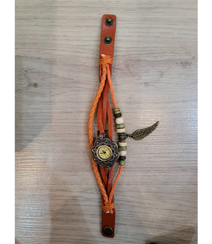 ساعت مچی بند چرم سرخپوستی